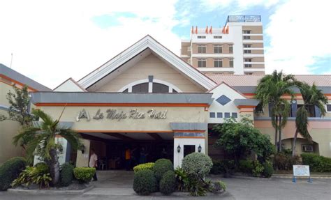 The 10 Best Hotel Deals in Tarlac (Apr 2024) .